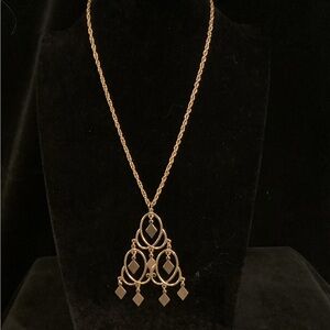 Gold tone, 10 inch necklace